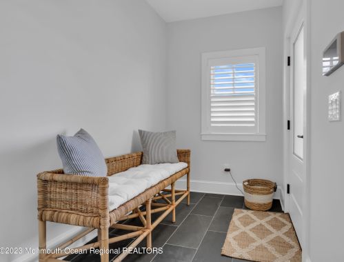 400 Newark Ave, Point Pleasant Beach NJ 08742-4141 exterior