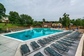 1461 Oriole Pl, Saint Louis MO  63144-1126 exterior