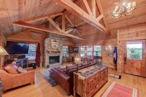 5808 Beacon Dr, Austin TX 78734-1416 exterior