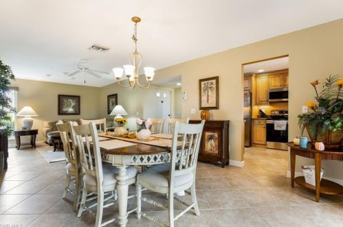 3115 Boca Ciega Dr, Naples FL 34112-6105 exterior