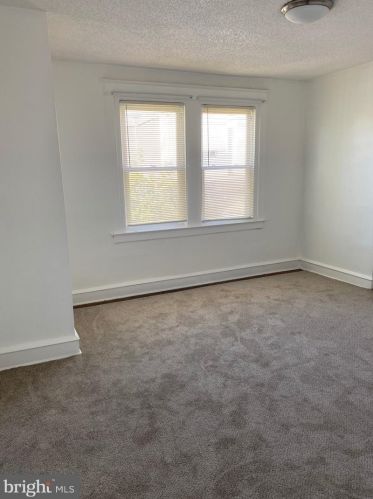 7110 Glenloch St, Philadelphia PA  19135-1215 exterior