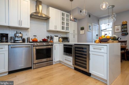 807 Leithgow St, Philadelphia PA 19123-1440 exterior