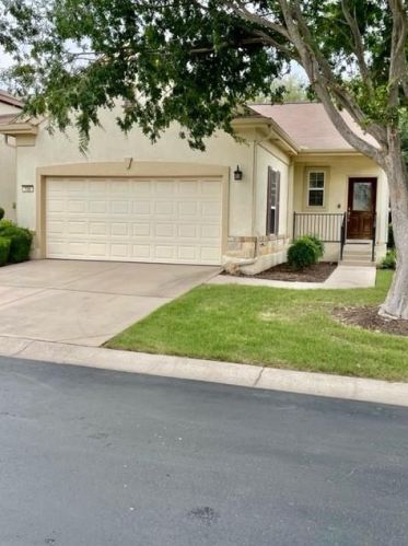 108 Farm Hill Dr, Georgetown, TX 78633-5201