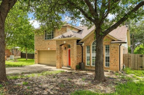 1217 Briargate Dr, Austin TX  78753-2050 exterior