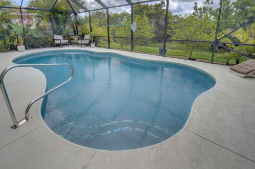 12138 Bennington Cir, Fort Pierce FL  34987-2781 exterior