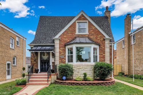 3337 Newcastle Ave, Chicago IL  60634-3752 exterior