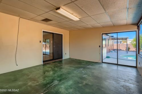 8731 7 St, Tucson AZ 85719-5507 exterior