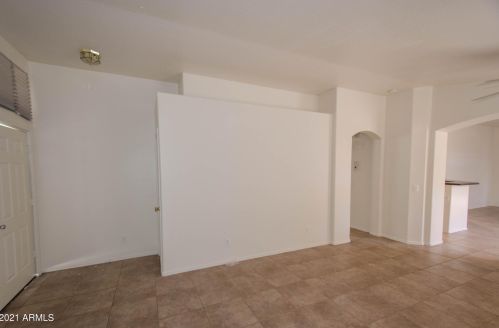 5519 15th Way, Phoenix AZ  85040-3277 exterior