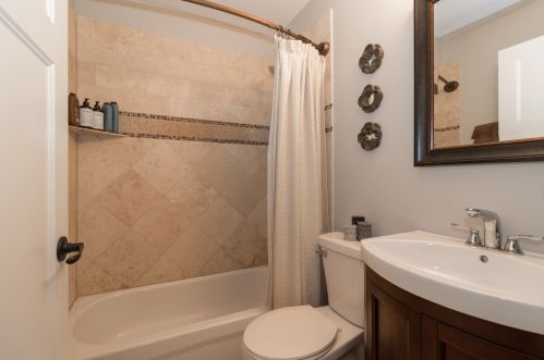 8805 Sacramento, Chicago IL 60805-1223 exterior