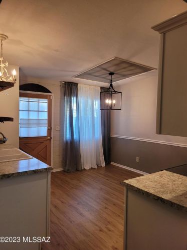 2114 Catalina Ave, Tucson AZ 85712-3225 exterior