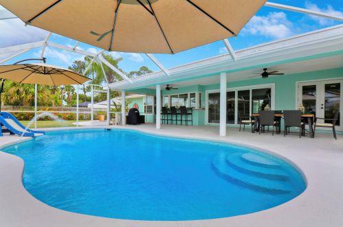 2398 Lejune St, Fort Pierce FL  34953-2677 exterior