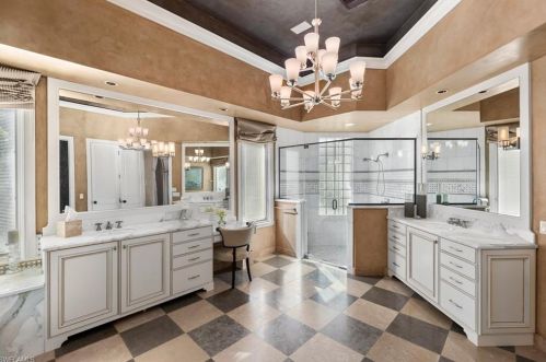 2415 Indian Pipe Way, Naples FL 34105-3022 exterior