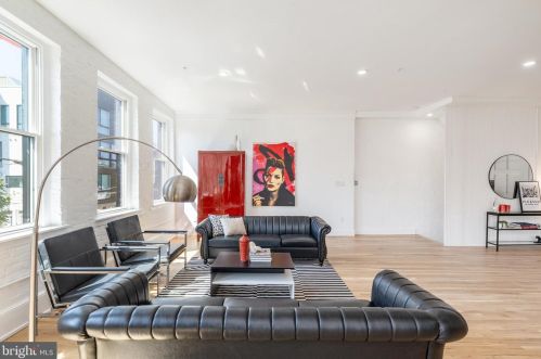 2218 Emerald St, Philadelphia PA 19134-2505 exterior