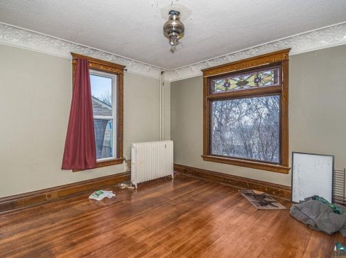 2611 4 St, Duluth MN 55806-1420 exterior