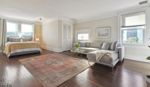 180 Christopher St, Montclair NJ 07042-4206 exterior