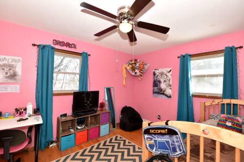 8803 Plainfield Ave, Milwaukee WI 53228-2227 exterior