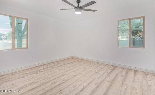 4121 Mars St, Tucson AZ 85741-1872 exterior