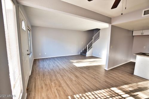 1435 53 Ave, Phoenix AZ 85043-1747 exterior