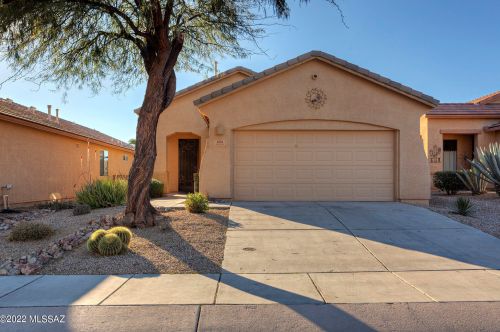 653 Rugged Cyn Dr, Green Valley AZ 85614-6188 exterior