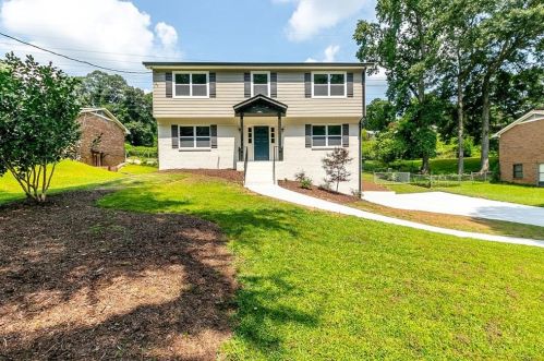 2898 Marlin Dr, Atlanta, GA 30341-5120