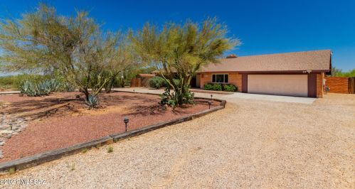 16052 Ridgemoor Ave, Tucson, AZ 85736-1425