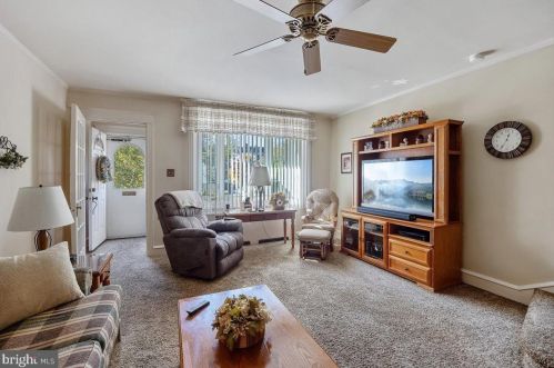 3223 Longshore Ave, Philadelphia PA 19149-2025 exterior