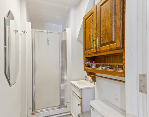 4577 Elston Ave, Chicago IL 60618-1813 exterior