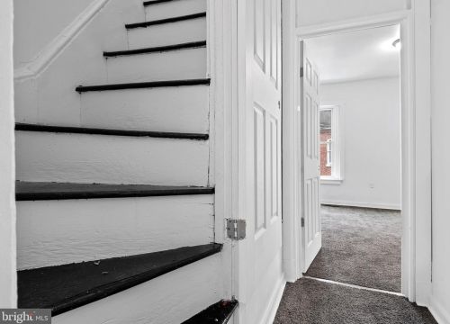 551 Howard Ave, Lancaster PA  17602-4421 exterior