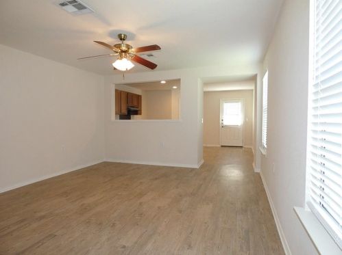 7413 Derby Downs Dr, Austin, TX 78747-3977