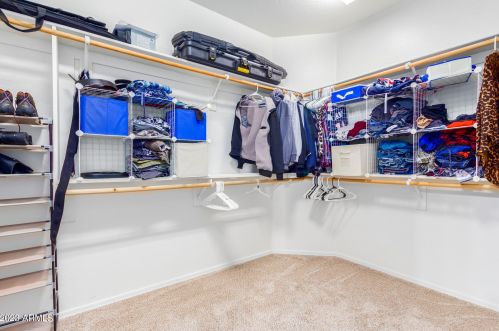 42908 46th Ave, Phoenix AZ  85087-5973 exterior