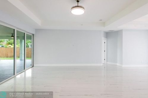 2470 Webster Ln, Fort Pierce FL 34953-5751 exterior