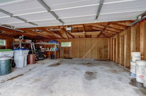 5826 14th St, Milwaukee WI 53221-5001 exterior