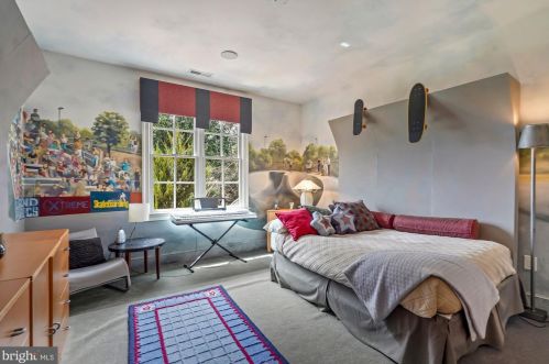 11300 Glen Rd, Rockville MD 20854-1849 exterior