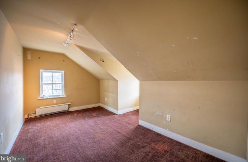 388 Hanover St, Pottstown PA 19464-5327 exterior