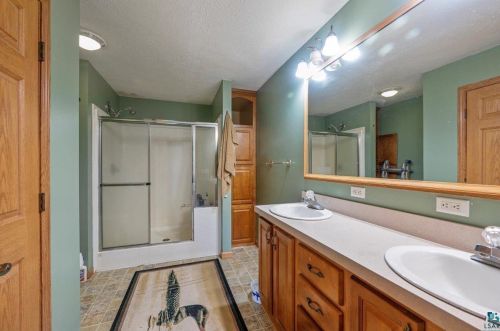 5796 Lavaque Rd, Duluth MN 55803-8416 exterior