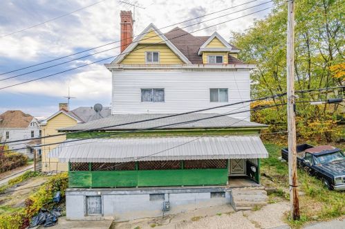 8 Millbridge St, Pittsburgh, PA 15210-1050