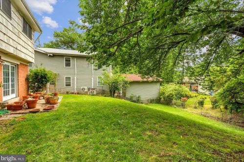 906 Belgrade Rd, Silver Spring MD 20902-3248 exterior