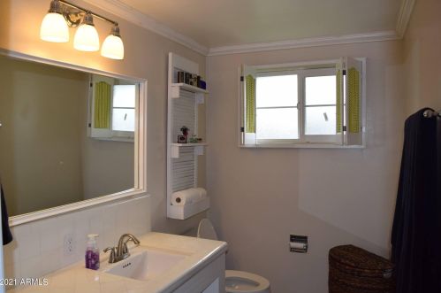 8332 10th Ave, Phoenix AZ  85021-5511 exterior