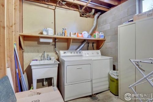 1418 Deer Trl Rd, Boulder CO 80302-9422 exterior