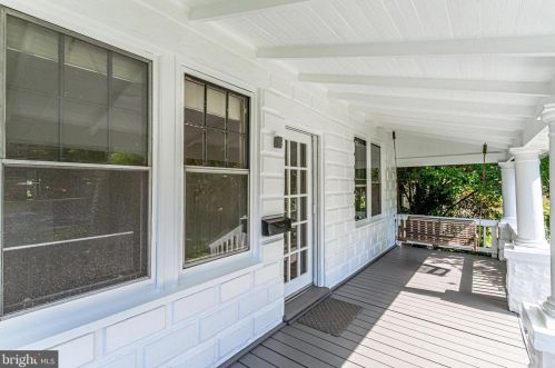 1801 Commonwealth Ave, Alexandria VA 22301-1403 exterior