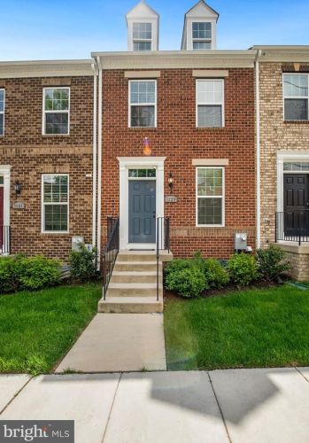 1129 Trenton Pl, Washington, DC 20032