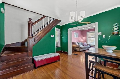 2408 Patterson St, Pittsburgh PA 15203-2723 exterior