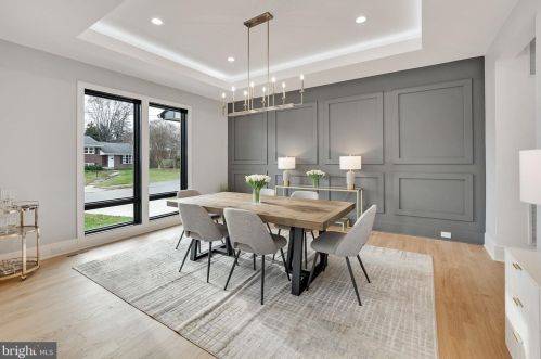 1422 Mayflower Dr, Mc Lean VA 22101-5615 exterior