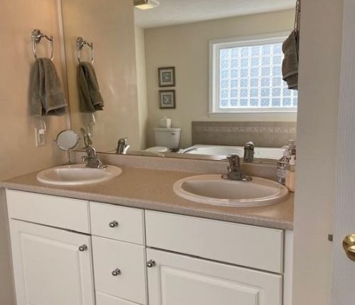 5 Fiddlehead Cir, Concord NH 03304-3730 exterior