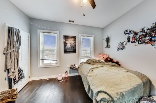 2338 18 Pl, Chicago IL 60608-2560 exterior