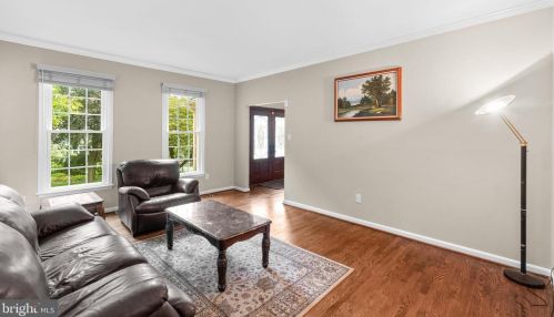 10158 Bracken Dr, Ellicott MD  21042-1675 exterior