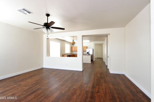 6912 30th Ln, Phoenix AZ  85041-9310 exterior