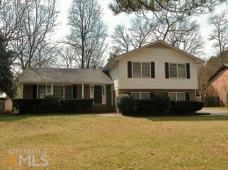 5056 Chamblee Dunwoody Rd, Atlanta GA  30338-5605 exterior