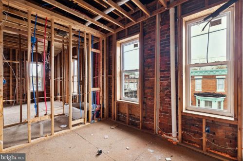 3765 18 St, Philadelphia PA 19140-3508 exterior