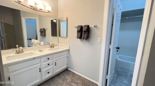 1246 Rosewood Ct, Chandler AZ 85224-1244 exterior